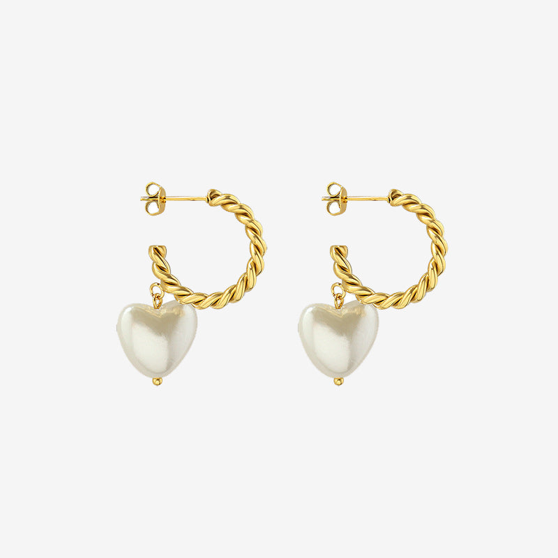 Twisting Texture Hoops With Heart Shape Pearl