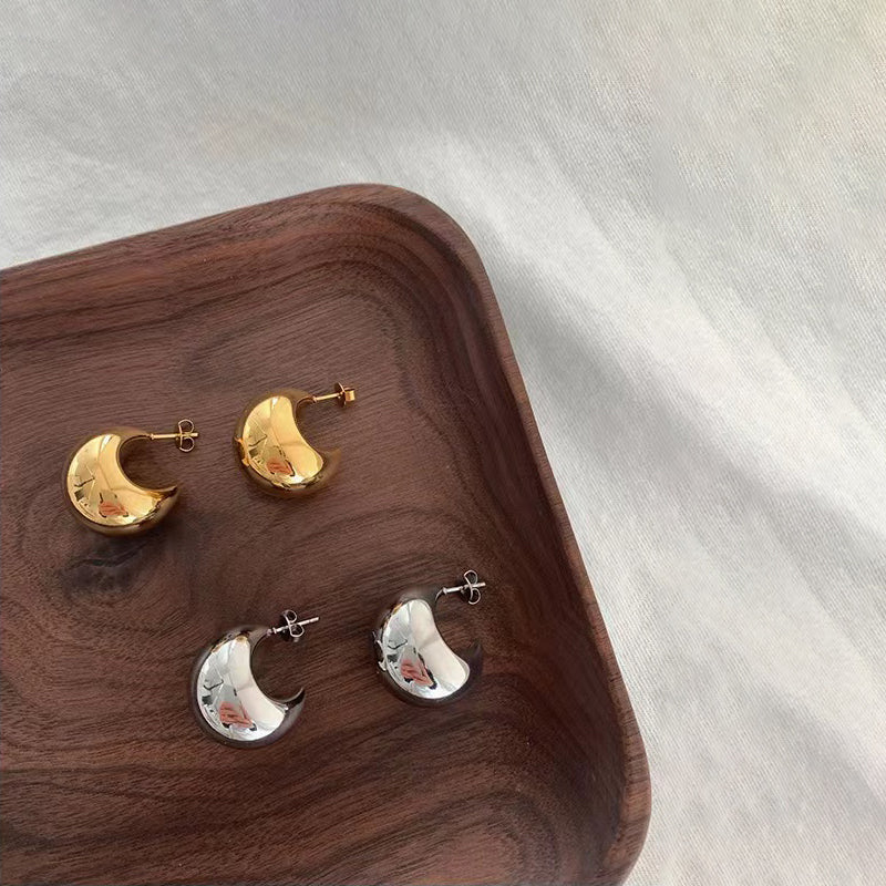 Chunky C Shape Hollow Earing Studs