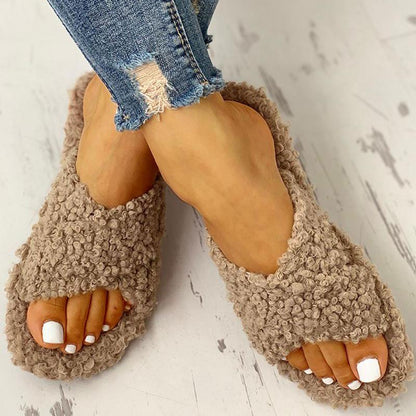 Solid Fluffy Crisscross Design Flat Sandals