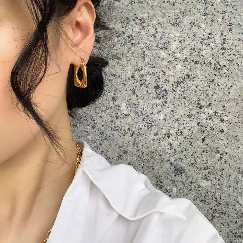 Vintage Style U Shape Bundle Texture Hoops