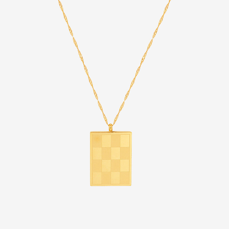 Vintage Style Chessboard Texture Pendant Necklace