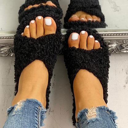 Solid Fluffy Crisscross Design Flat Sandals