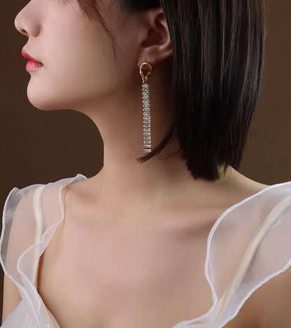 Diamonds Tassel Glowing Drop Earings