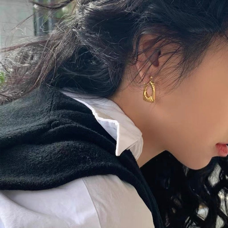 Vintage Style U Shape Bundle Texture Hoops