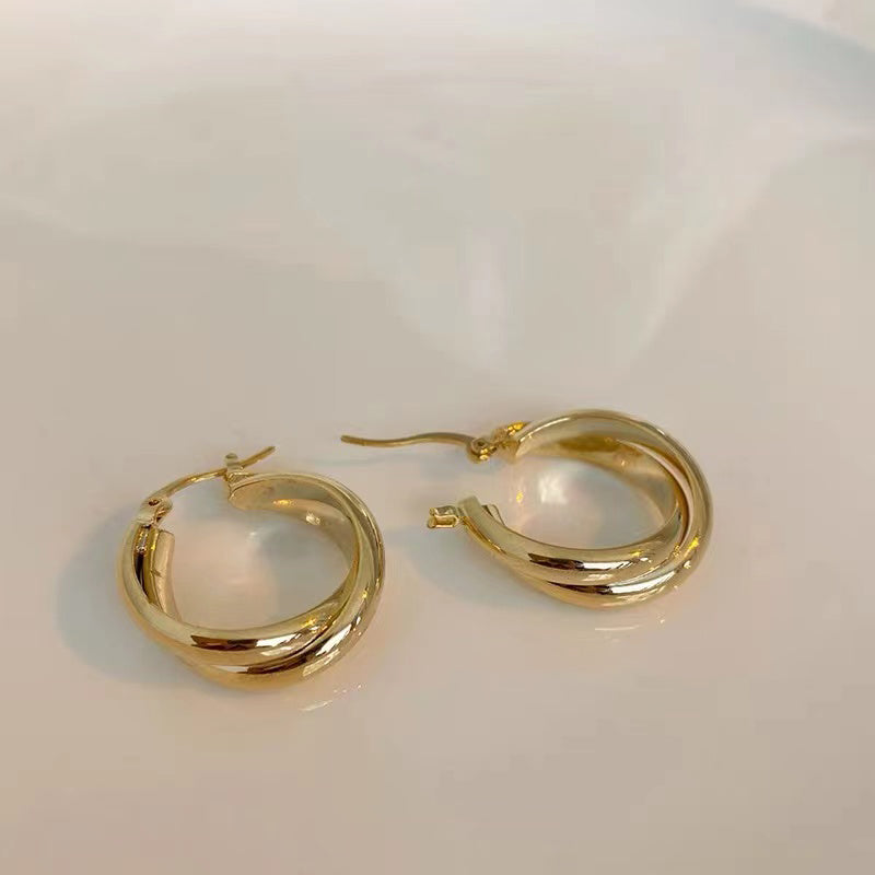 Double Layer Overlap Hoops