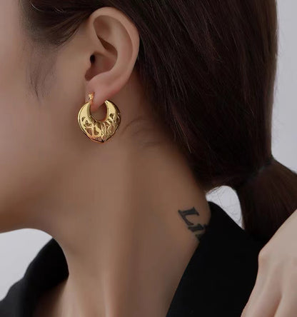 Vintage Style Hollow Heart Shape Hoops