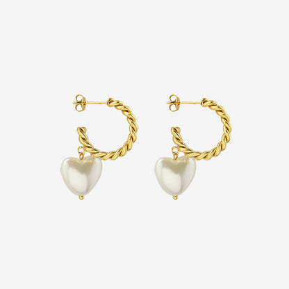 Twisting Texture Hoops With Heart Shape Pearl