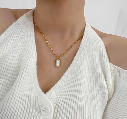 Square Shape White Seashell Pendant Chain Necklace