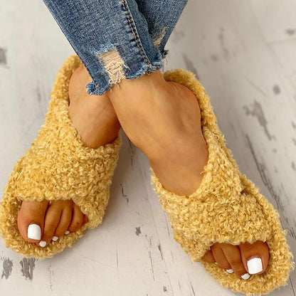 Solid Fluffy Crisscross Design Flat Sandals